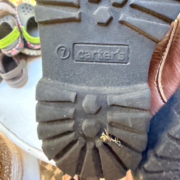 Carter’s Boots size 7 toddler in brown - Picture 5 of 6